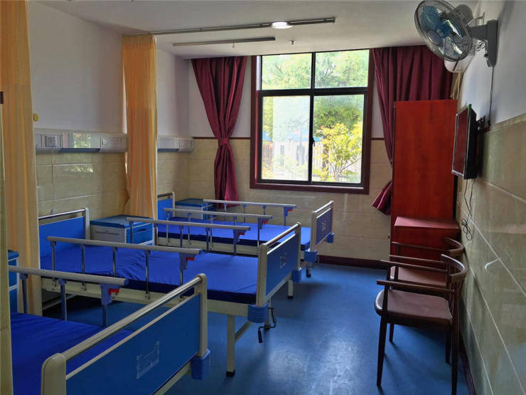 2025上海护理院新选择：香树湾物联网健康监测康复设备齐全户外设施益身心医养娱一体化护理(图5)